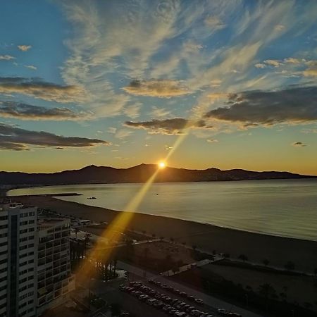אמפוריבראבה Apartamento Vistas Al Mar Aire Acondicionado Wifi מראה חיצוני תמונה