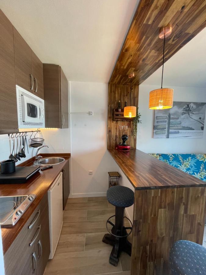 אמפוריבראבה Apartamento Vistas Al Mar Aire Acondicionado Wifi מראה חיצוני תמונה