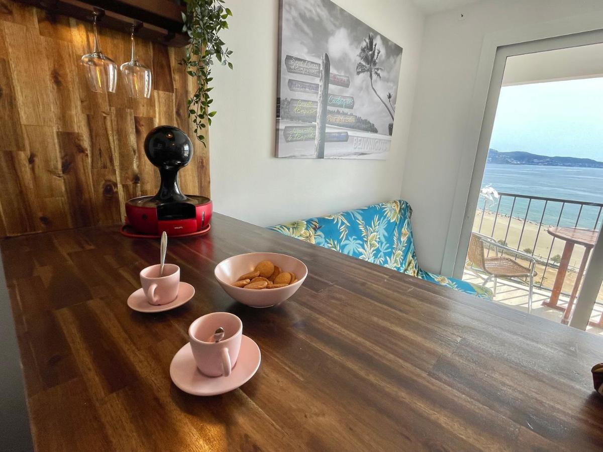 אמפוריבראבה Apartamento Vistas Al Mar Aire Acondicionado Wifi מראה חיצוני תמונה