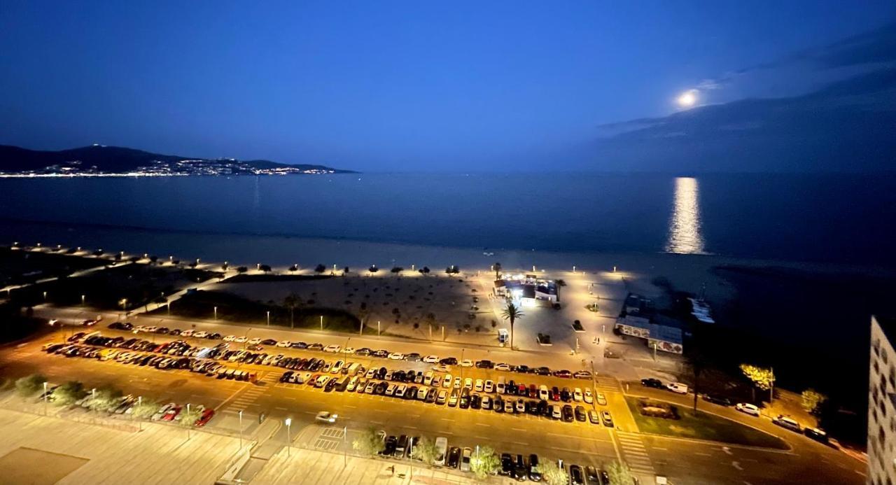 אמפוריבראבה Apartamento Vistas Al Mar Aire Acondicionado Wifi מראה חיצוני תמונה