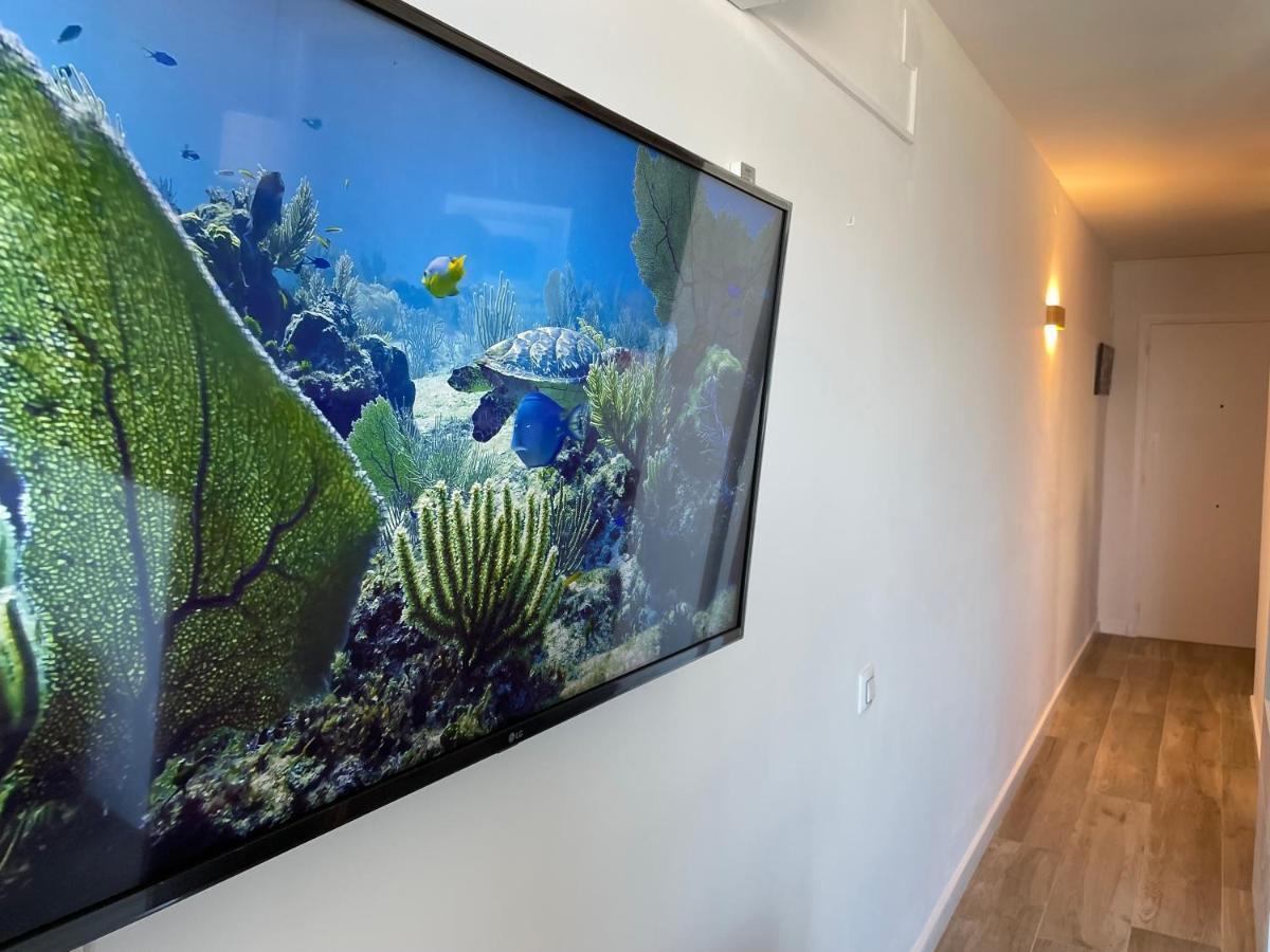 אמפוריבראבה Apartamento Vistas Al Mar Aire Acondicionado Wifi מראה חיצוני תמונה
