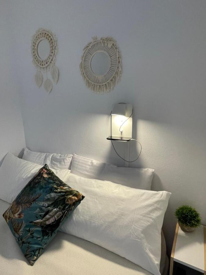 אמפוריבראבה Apartamento Vistas Al Mar Aire Acondicionado Wifi מראה חיצוני תמונה