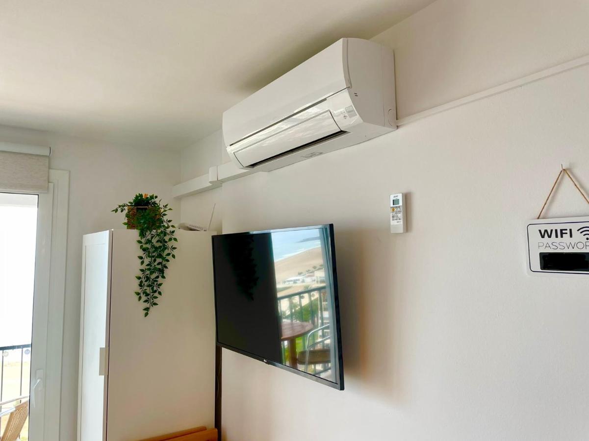 אמפוריבראבה Apartamento Vistas Al Mar Aire Acondicionado Wifi מראה חיצוני תמונה