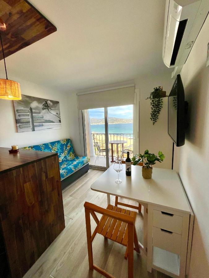 אמפוריבראבה Apartamento Vistas Al Mar Aire Acondicionado Wifi מראה חיצוני תמונה