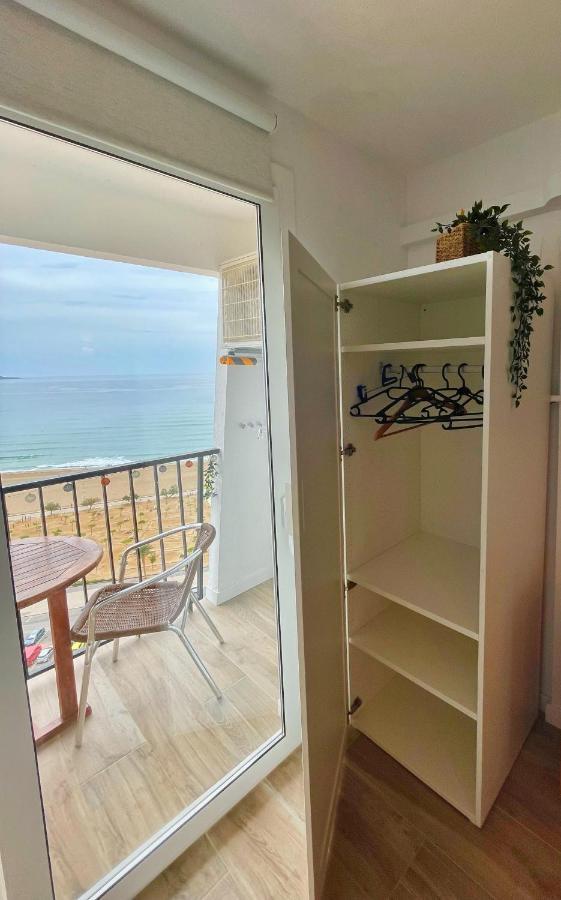 אמפוריבראבה Apartamento Vistas Al Mar Aire Acondicionado Wifi מראה חיצוני תמונה