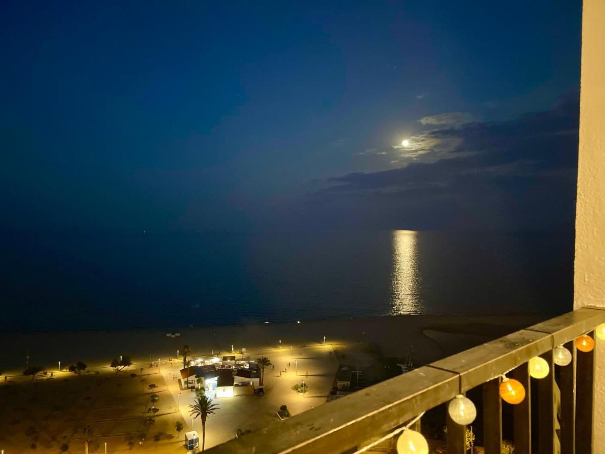אמפוריבראבה Apartamento Vistas Al Mar Aire Acondicionado Wifi מראה חיצוני תמונה