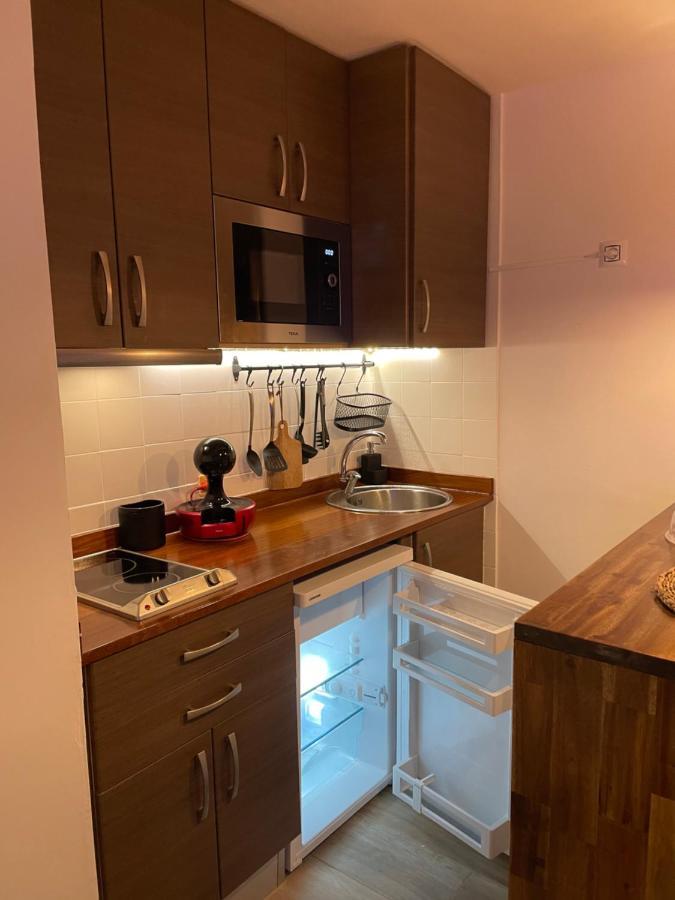 אמפוריבראבה Apartamento Vistas Al Mar Aire Acondicionado Wifi מראה חיצוני תמונה